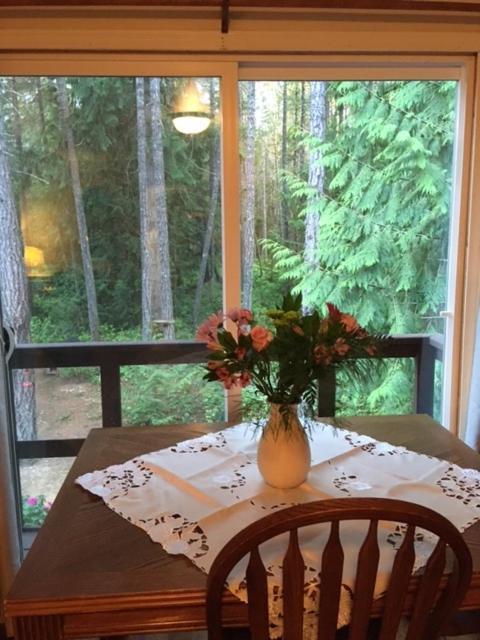 Cedar Song B&B Parksville Exteriér fotografie
